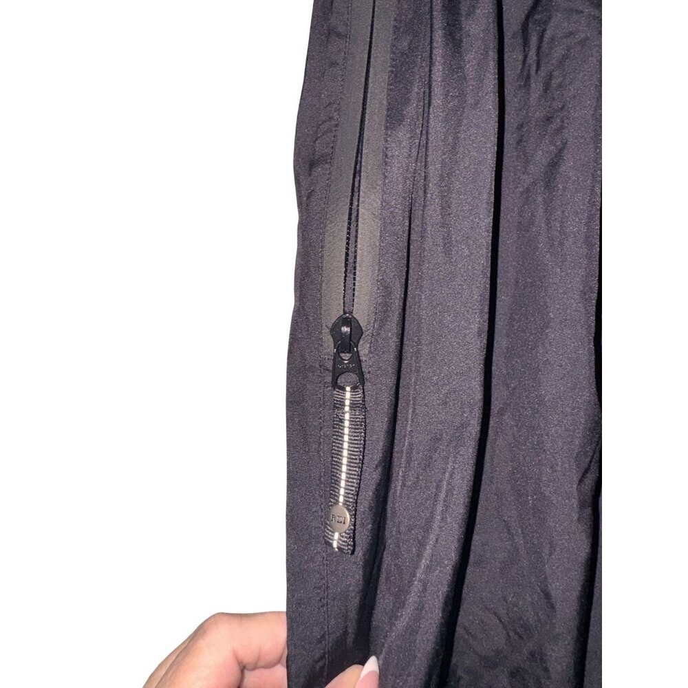 REI Juniors L Black Water-Resistant Zip Pocket Pants - Picture 5 of 10